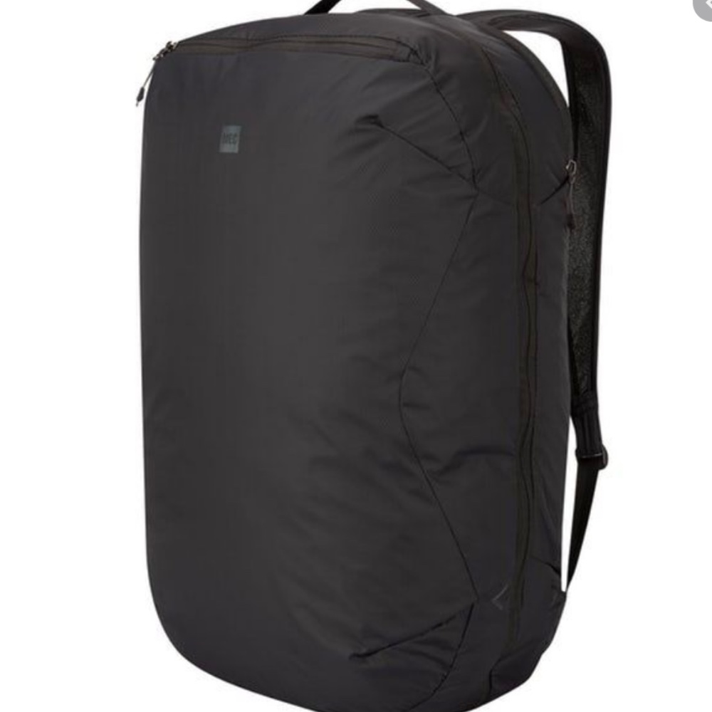 NWOT Unisex MEC Travel Light Carry On